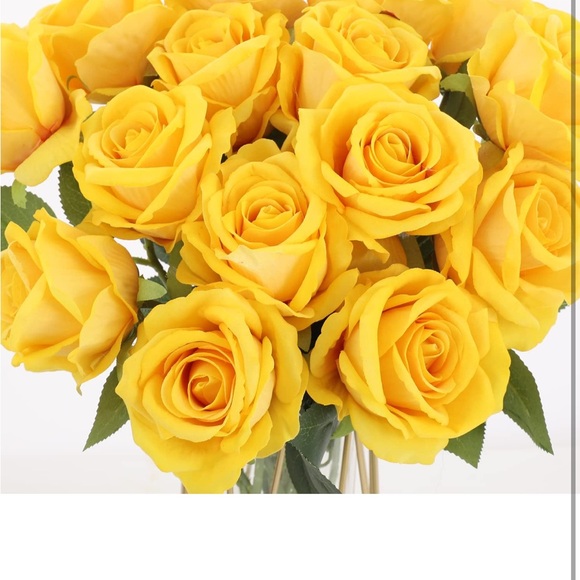 Cloudecor 15 Piece Silk Artificial Yellow Roses - Picture 4 of 10